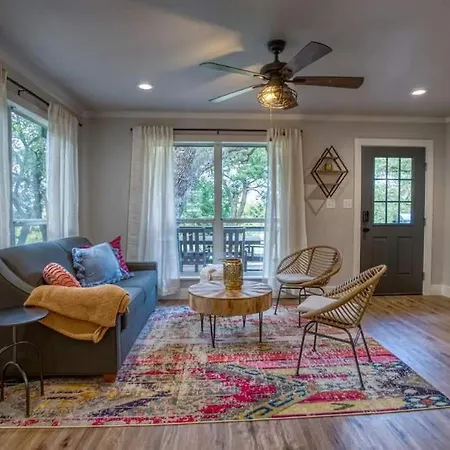 River Access Pet Friendly Fishing Bbq Sleeps 5
